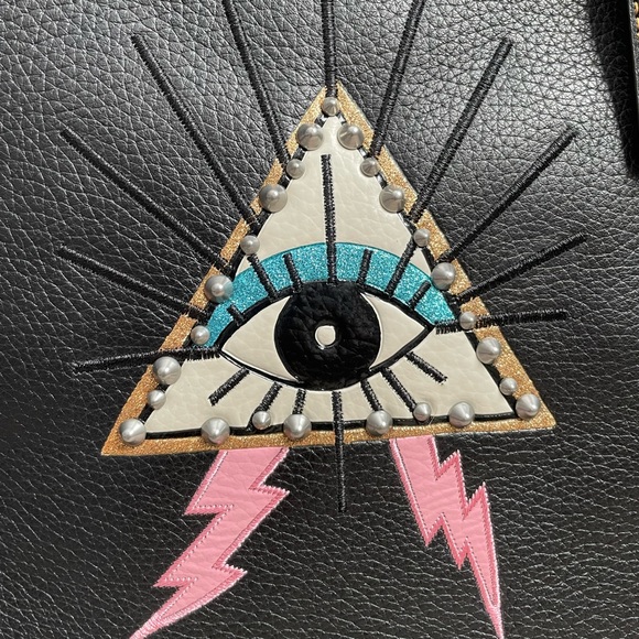 ⛄️SOLD Coach Rogue 31 With Pyramid Eye - Picture 2 of 16